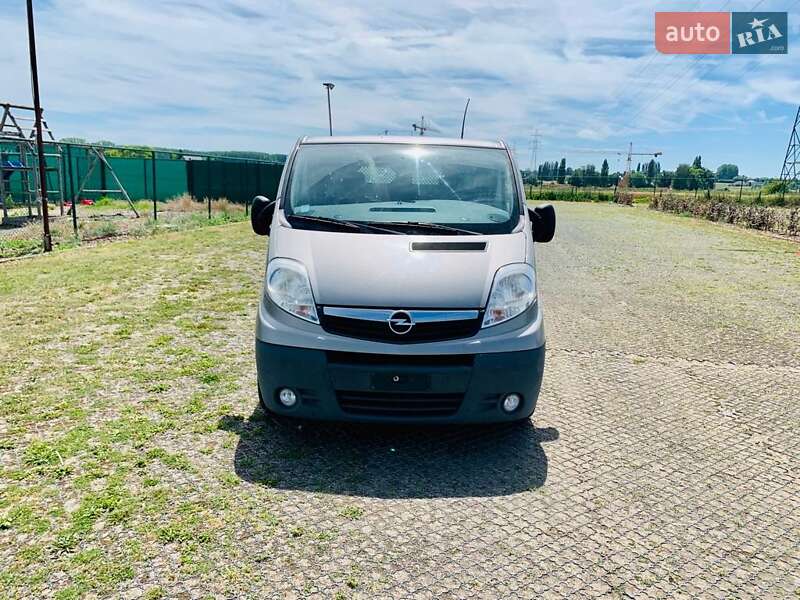 Opel Vivaro 2008