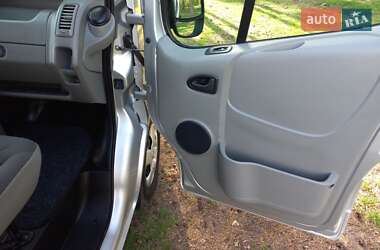 Вантажний фургон Opel Vivaro 2014 в 