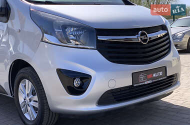 Мінівен Opel Vivaro 2017 в 