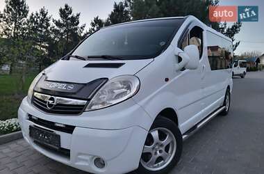 Минивэн Opel Vivaro 2007 в 
