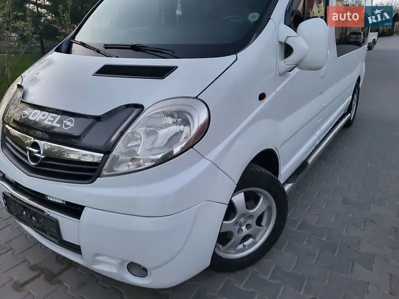 Мінівен Opel Vivaro 2007 в 
