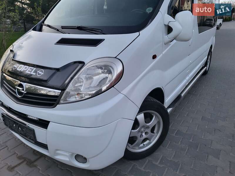 Минивэн Opel Vivaro 2007 в Хмельницком