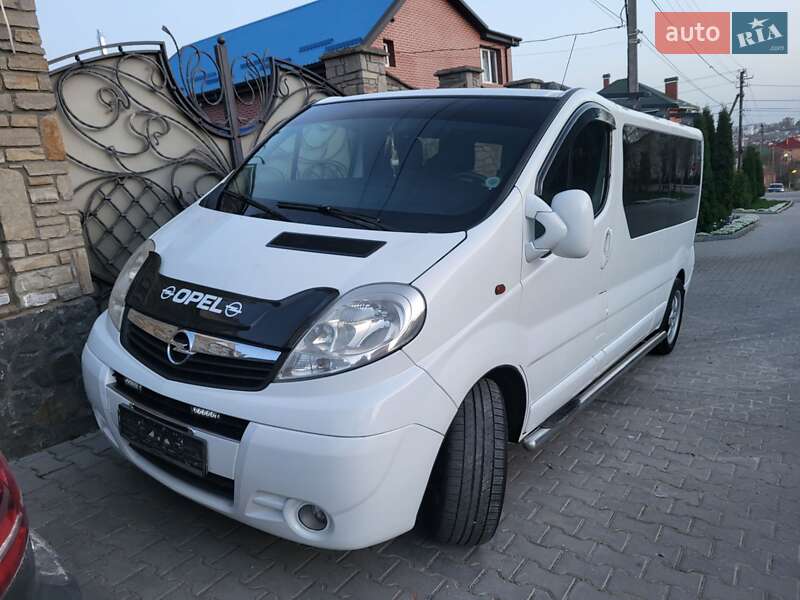 Минивэн Opel Vivaro 2007 в Хмельницком