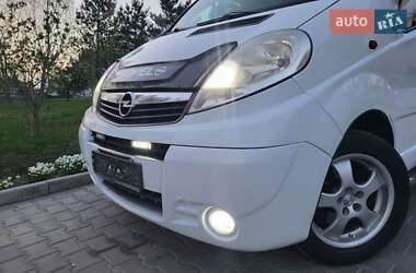 Минивэн Opel Vivaro 2007 в 