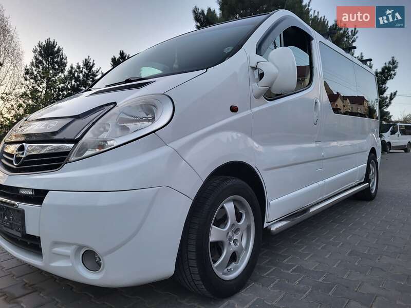 Минивэн Opel Vivaro 2007 в Хмельницком