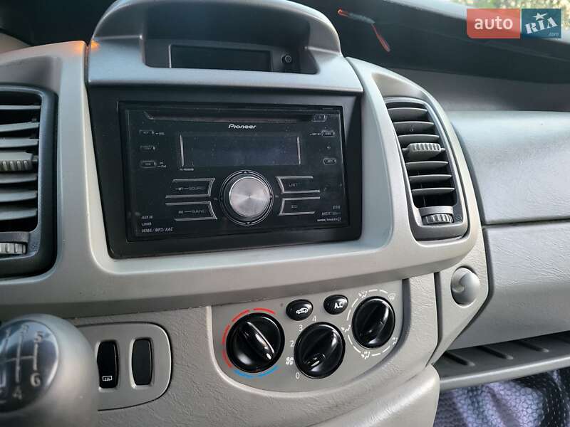 Минивэн Opel Vivaro 2007 в Хмельницком