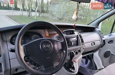 Минивэн Opel Vivaro 2007 в 