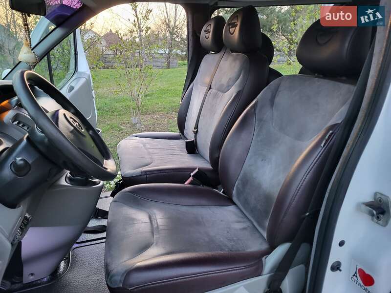 Минивэн Opel Vivaro 2007 в Хмельницком