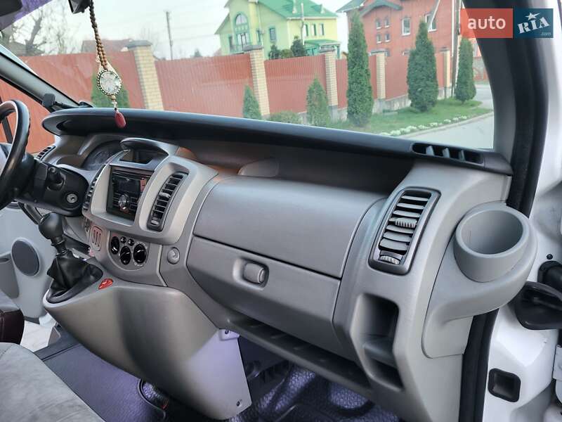Минивэн Opel Vivaro 2007 в Хмельницком