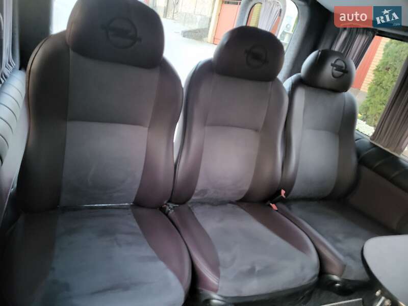 Минивэн Opel Vivaro 2007 в Хмельницком