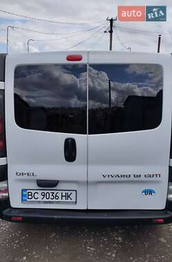 Минивэн Opel Vivaro 2005 в 