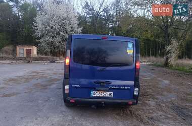 Мінівен Opel Vivaro 2005 в 