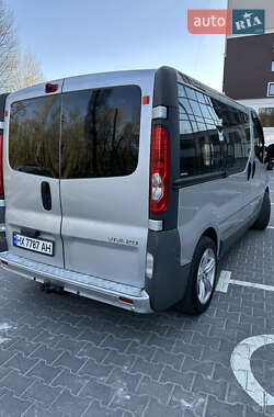 Минивэн Opel Vivaro 2007 в 