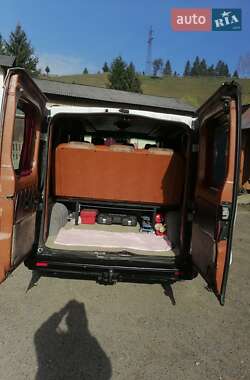 Минивэн Opel Vivaro 2007 в 