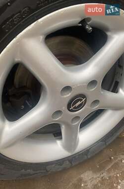 Мінівен Opel Vivaro 2014 в 