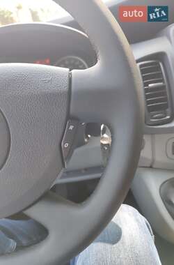 Мінівен Opel Vivaro 2012 в 