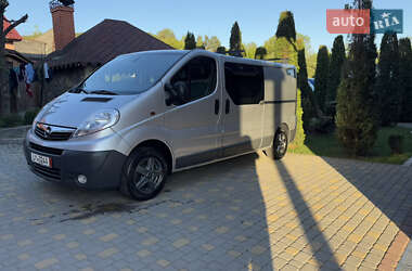 Грузовой фургон Opel Vivaro 2014 в Сваляве