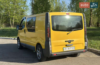 Минивэн Opel Vivaro 2004 в 