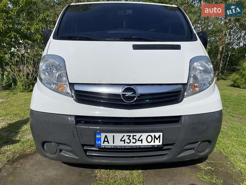 Opel Vivaro 2012