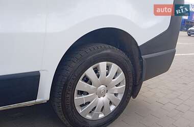 Грузовой фургон Opel Vivaro 2017 в 