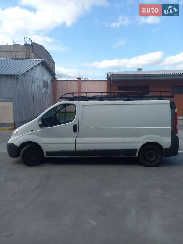 Вантажний фургон Opel Vivaro 2007 в Дніпрі