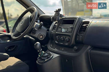Минивэн Opel Vivaro 2014 в 