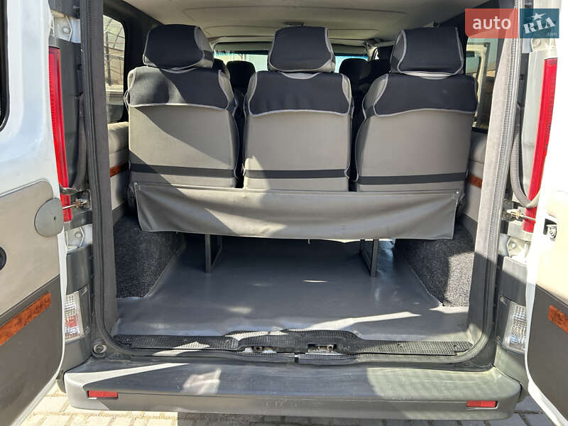Минивэн Opel Vivaro 2006 в Городке