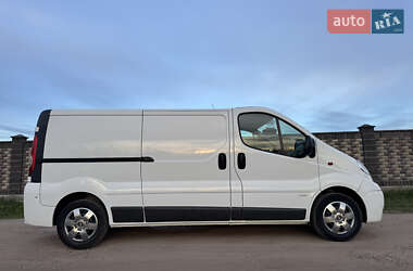 Грузовой фургон Opel Vivaro 2014 в 