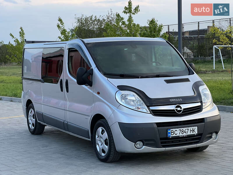 Минивэн Opel Vivaro 2012 в Здолбунове