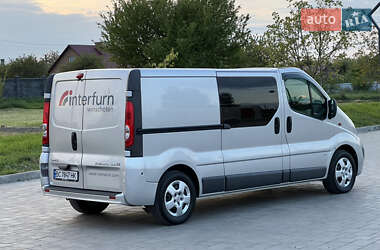 Мінівен Opel Vivaro 2012 в 