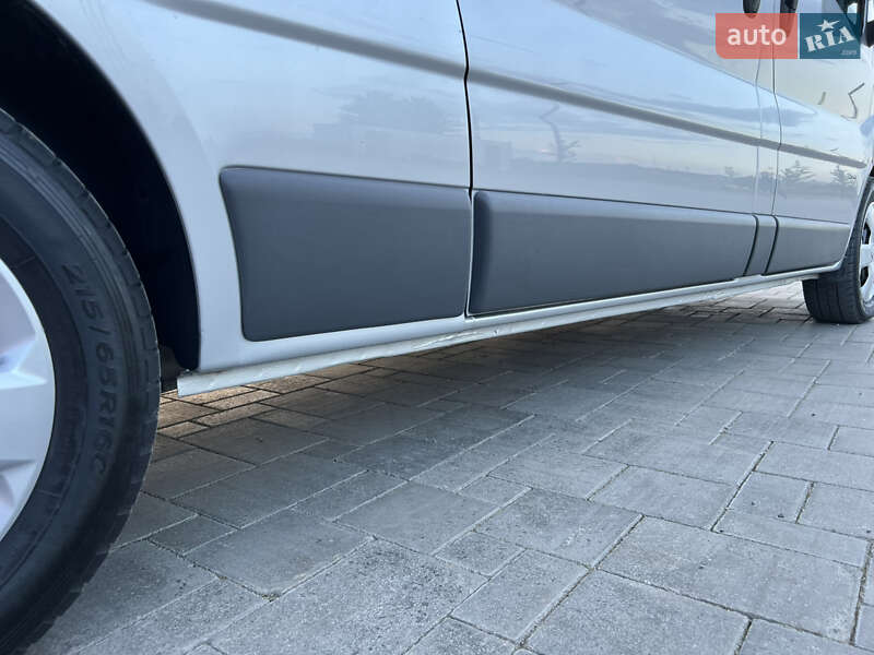 Минивэн Opel Vivaro 2012 в Здолбунове