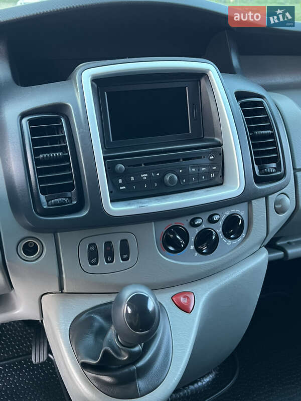 Минивэн Opel Vivaro 2012 в Здолбунове