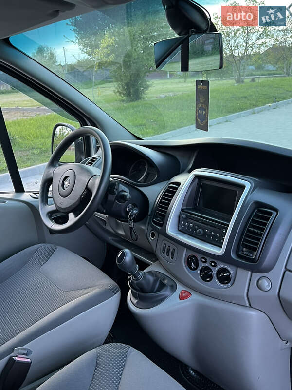 Минивэн Opel Vivaro 2012 в Здолбунове