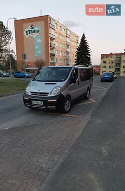 Минивэн Opel Vivaro 2001 в Хусте