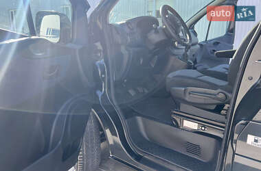 Мінівен Opel Vivaro 2015 в 