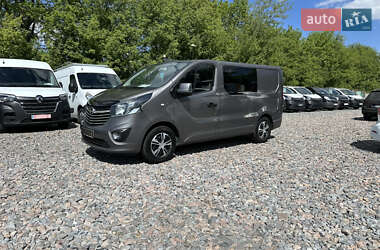 Мінівен Opel Vivaro 2015 в 