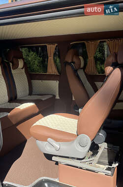 Мінівен Opel Vivaro 2015 в 