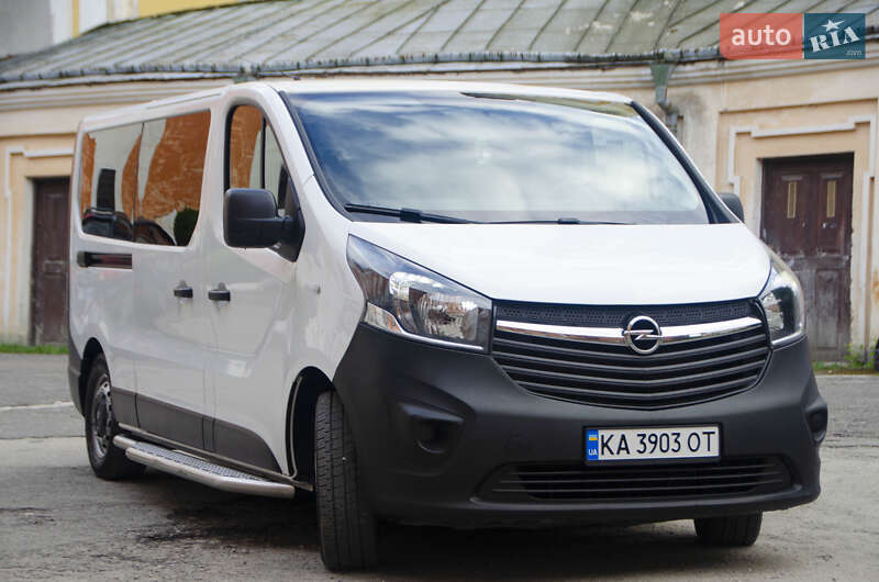 Минивэн Opel Vivaro 2017 в Кременце