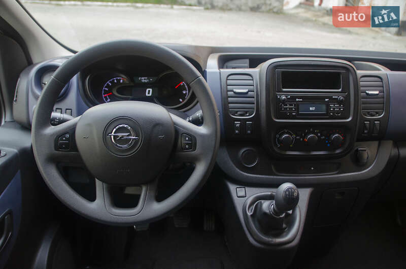 Минивэн Opel Vivaro 2017 в Кременце