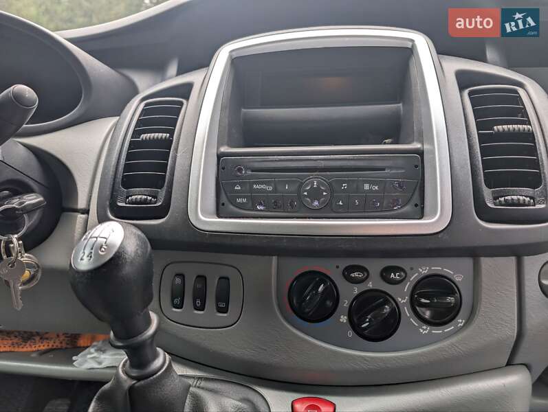 Мінівен Opel Vivaro 2012 в Яремчі фото 26 Мінівен Opel Vivaro 2012 в Яремчі