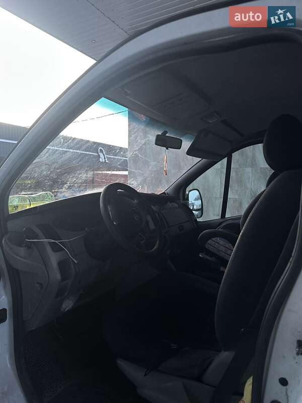 Минивэн Opel Vivaro 2002 в Виннице