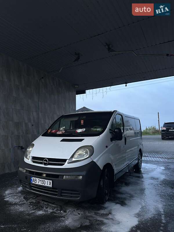 Минивэн Opel Vivaro 2002 в Виннице