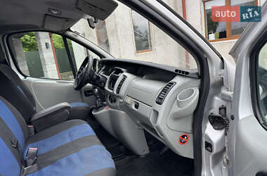 Минивэн Opel Vivaro 2005 в 