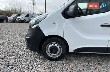 Грузовой фургон Opel Vivaro 2017 в 