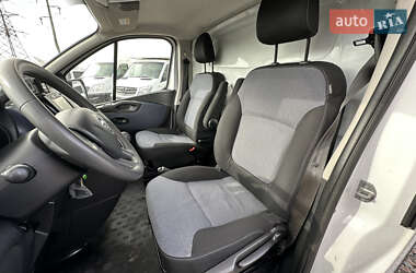 Грузовой фургон Opel Vivaro 2017 в 
