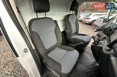 Грузовой фургон Opel Vivaro 2017 в 