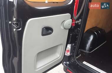 Вантажний фургон Opel Vivaro 2012 в 