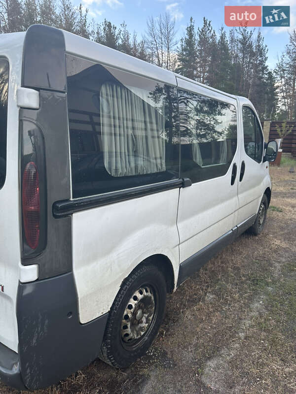 Минивэн Opel Vivaro 2006 в Чугуеве