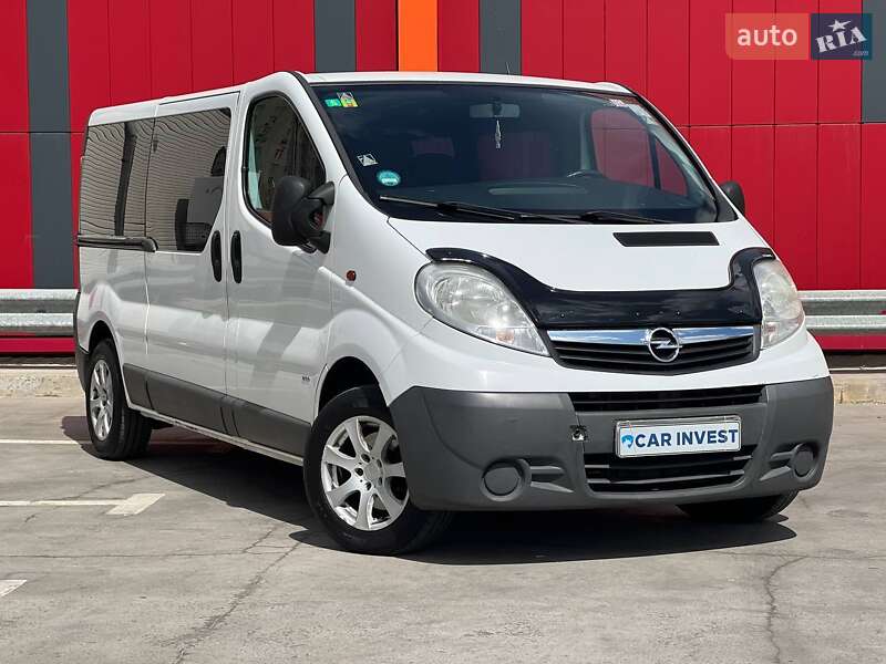 Минивэн Opel Vivaro 2010 в Киеве