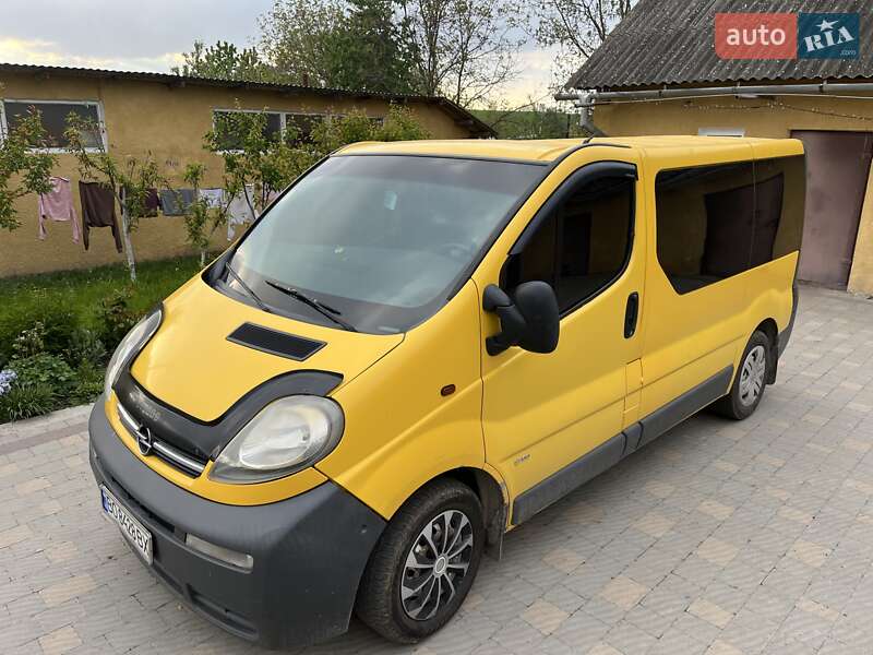 Мінівен Opel Vivaro 2004 в Тернополі